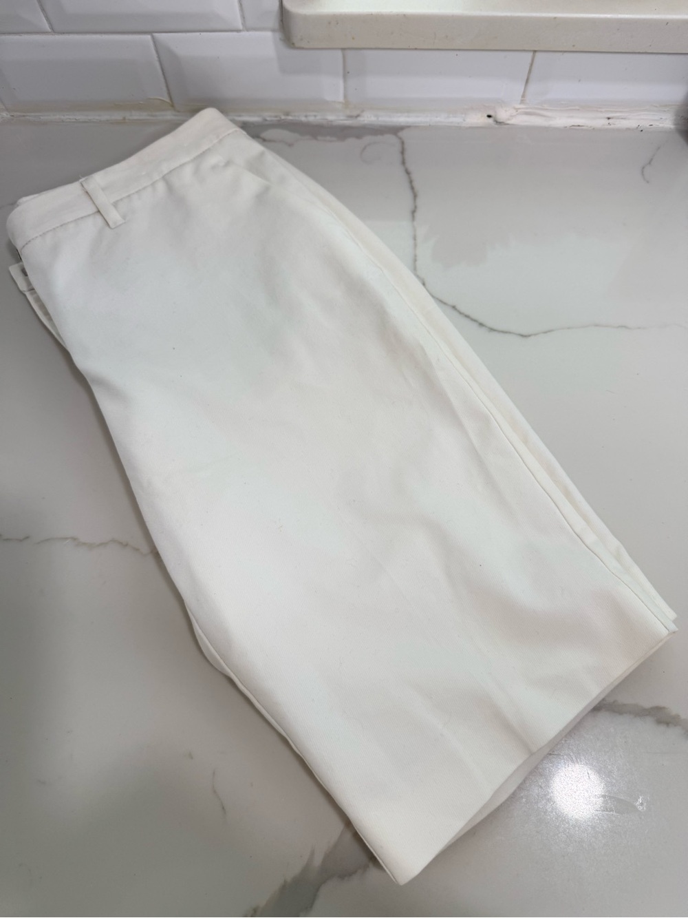 New York & Company Cropped High-Waist White Shorts